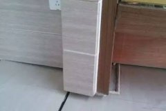 一楼大堂倾斜邮箱被拔离地面 对楼体无影响? 一楼大堂倾斜邮箱被拔离地面 对楼体无影响?